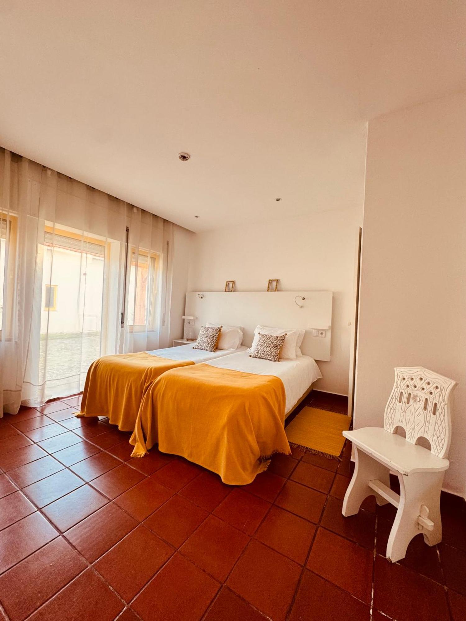 קמיניה Aldeamento Turistico Do Camarido, Nature & Beach Resort חדר תמונה