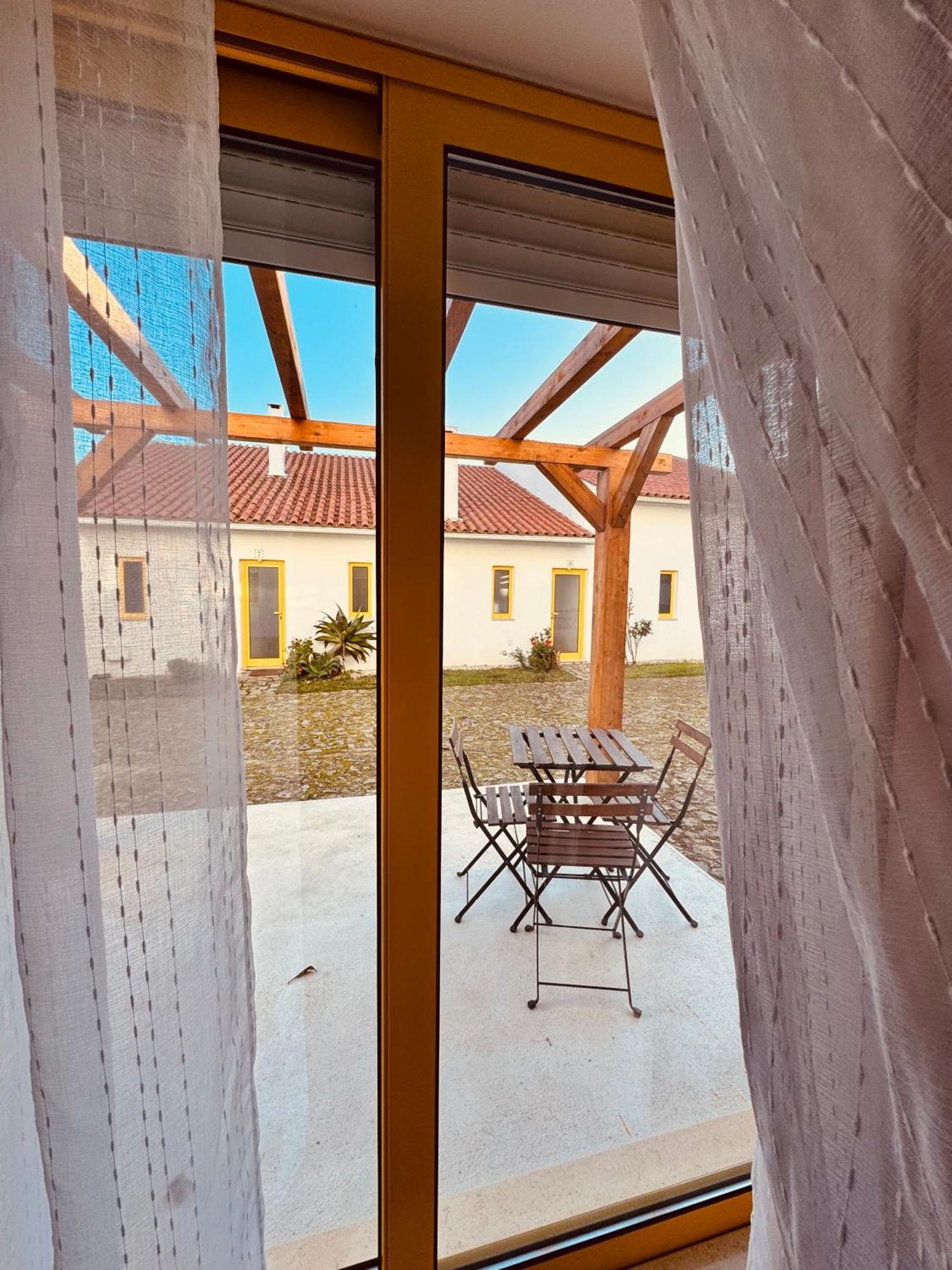 קמיניה Aldeamento Turistico Do Camarido, Nature & Beach Resort חדר תמונה